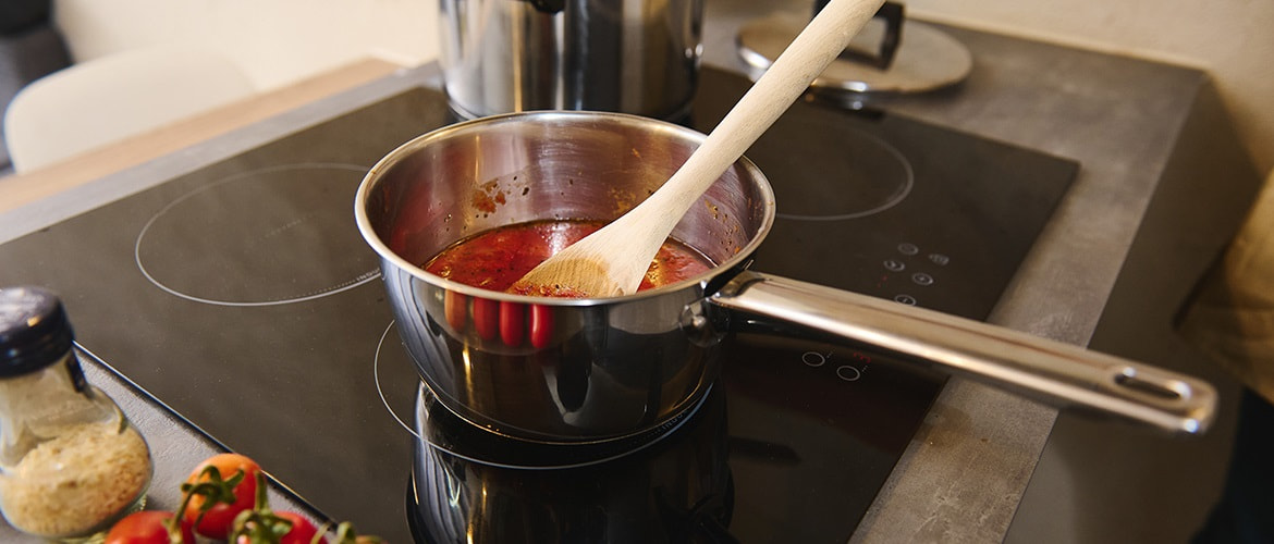 Что выбрать для предприятия между электрической и индукционной плитой Что выбрать для предприятия между электрической и индукционной плитой