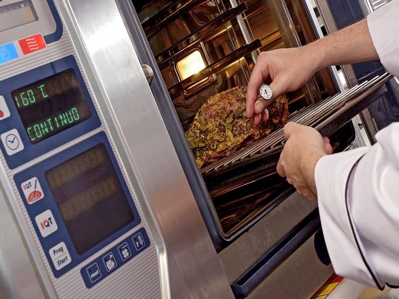 Панель управления пароконвектомата Rational Панель управления пароконвектомата Rational