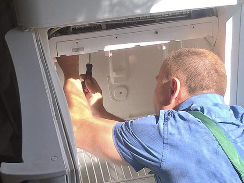 Ремонт холодильника промышленного назначения Ремонт холодильника промышленного назначения